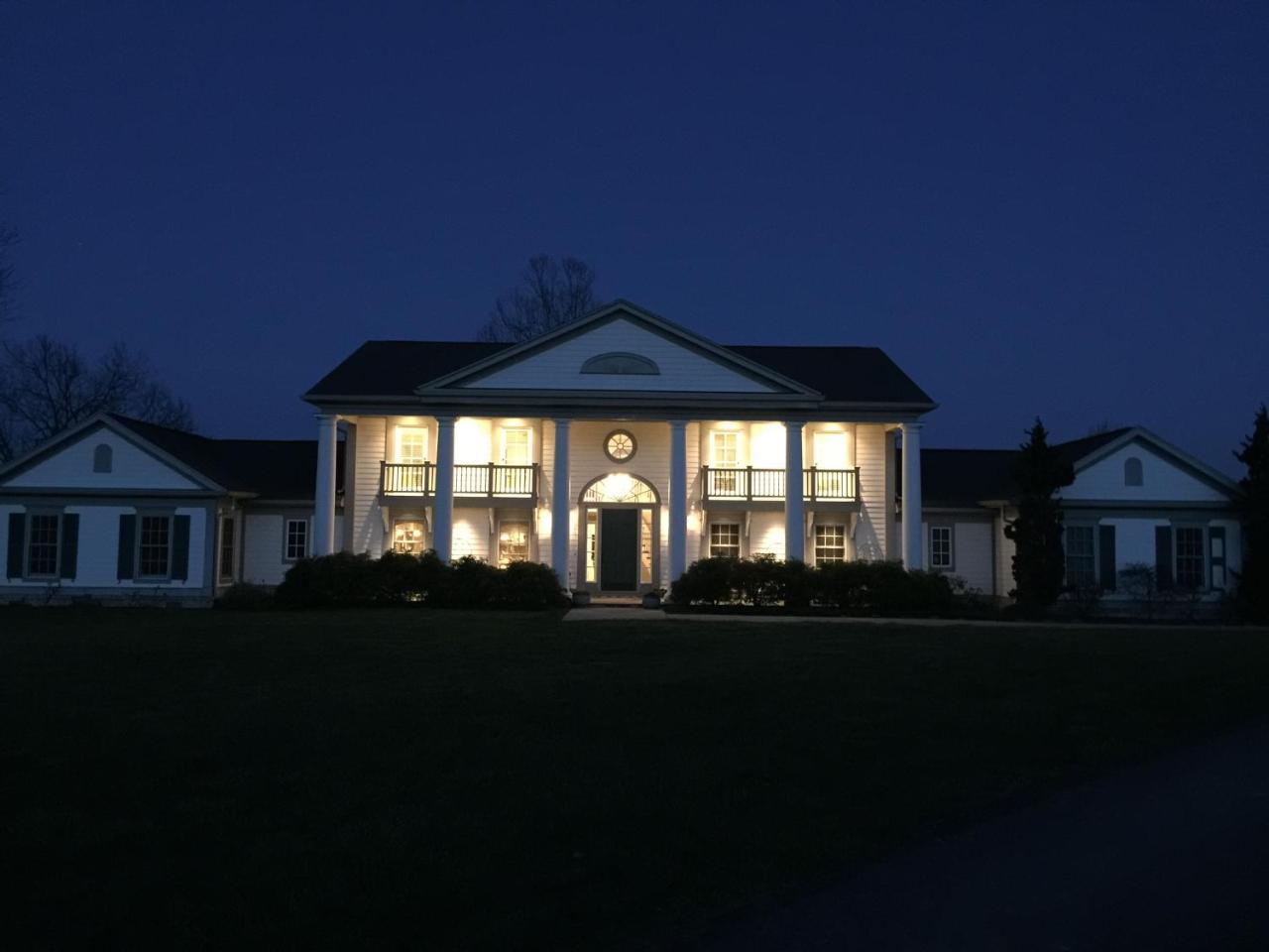 The B & B At Queenslake Midway Dış mekan fotoğraf